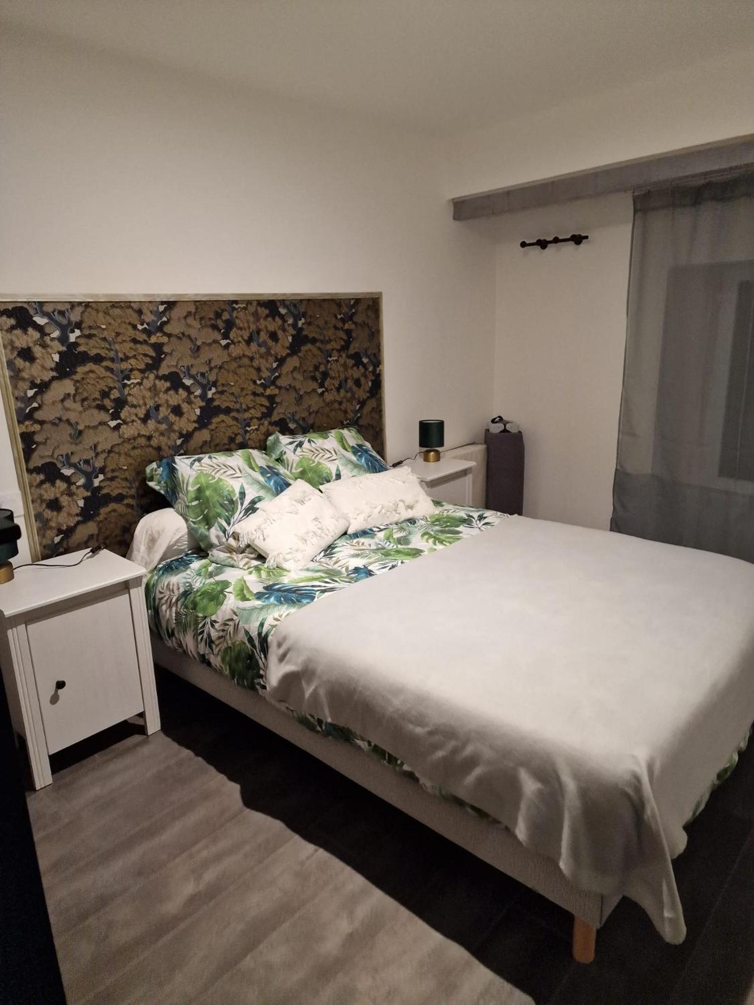 Comme A La Maison Gannat Exterior foto
